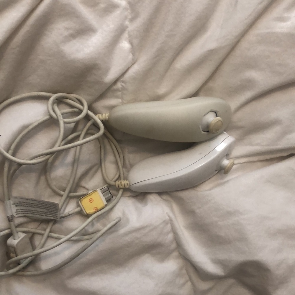 Wii controller - Picture 2 of 2